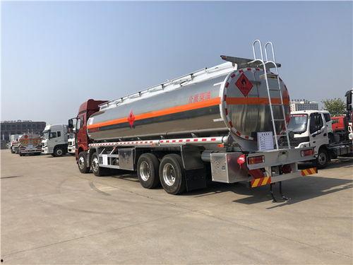 国产油罐车视频,科技驱动下的运输革新纪实